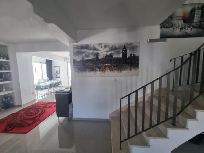 Image No.14-Maison / Villa de 5 chambres à vendre à Aradippou