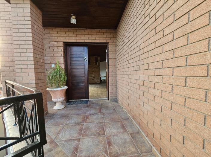 Image No.4-Villa de 7 chambres à vendre à Lakatamia