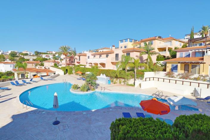 Image No.2-Appartement de 3 chambres à vendre à Peyia