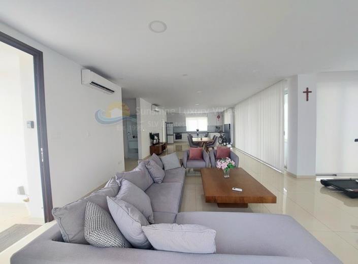 Image No.2-Villa de 4 chambres à vendre à Paralimni