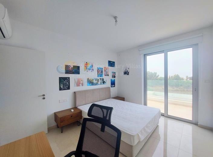 Image No.7-Villa de 4 chambres à vendre à Paralimni