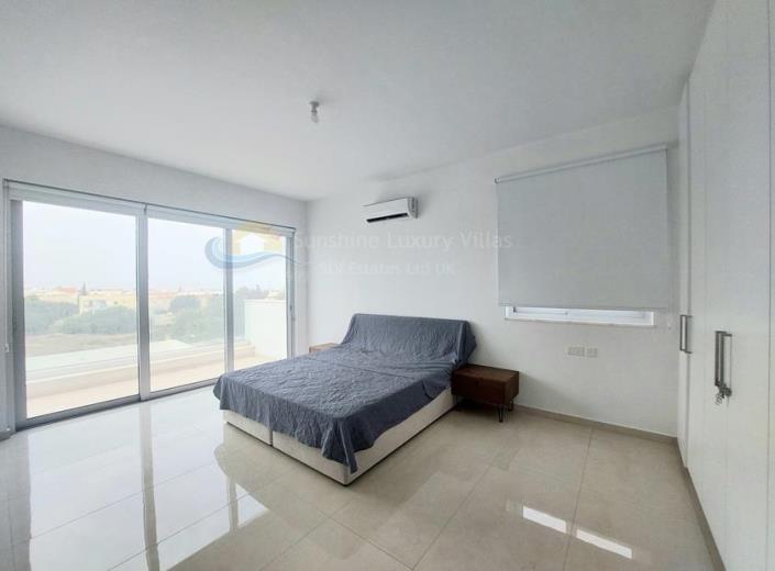 Image No.10-Villa de 4 chambres à vendre à Paralimni