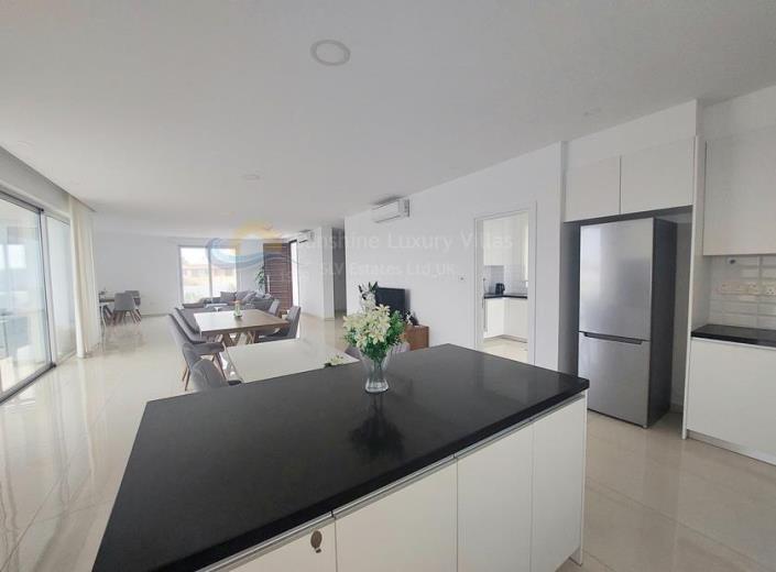 Image No.25-Villa de 4 chambres à vendre à Paralimni