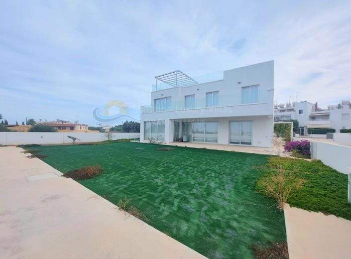 Image No.31-Villa de 4 chambres à vendre à Paralimni