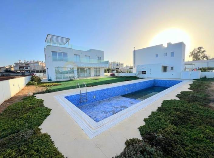 Image No.37-Villa de 4 chambres à vendre à Paralimni