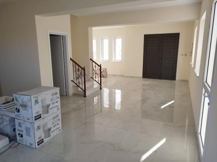Image No.4-3 Bed Villa for sale