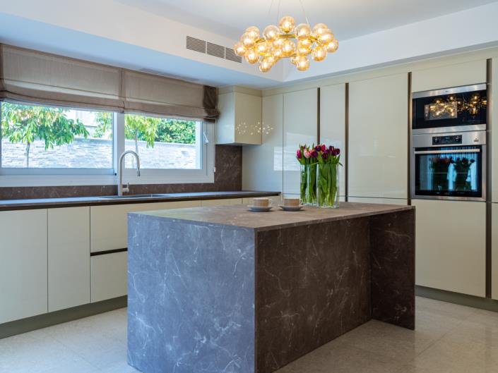 Image No.9-4 Bed Villa for sale