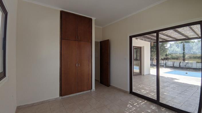 Image No.13-2 Bed Villa for sale