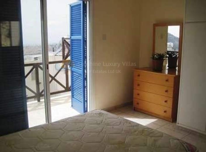 Image No.4-1 Bed Townhouse for sale