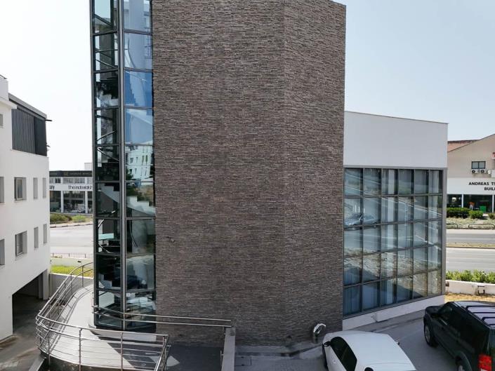 Image No.4-Commercial à vendre à Strovolos