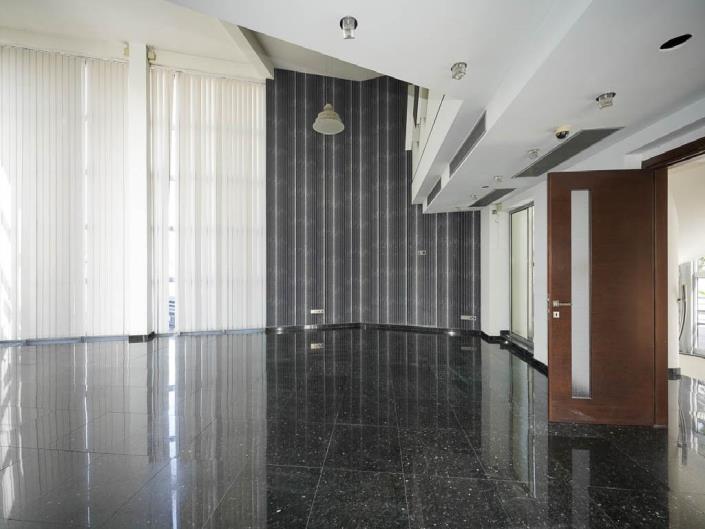 Image No.5-Commercial à vendre à Strovolos