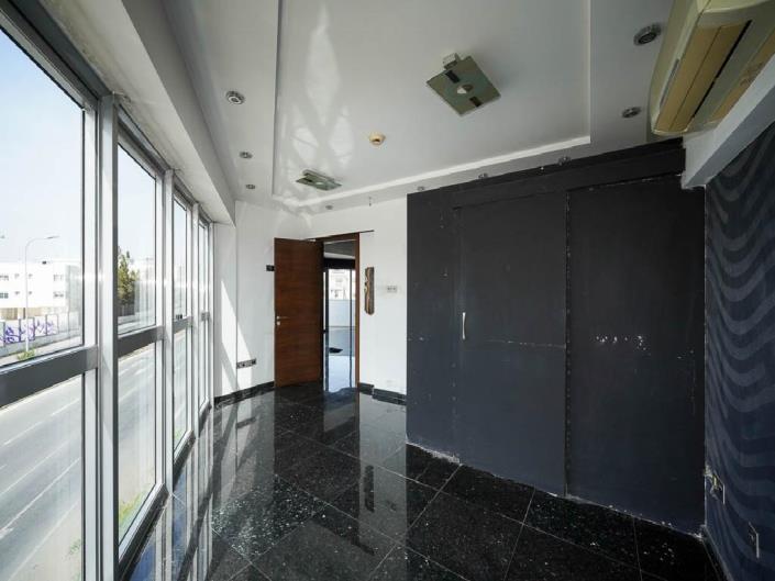 Image No.13-Commercial à vendre à Strovolos