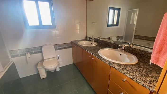 Image No.22-4 Bed Villa for sale