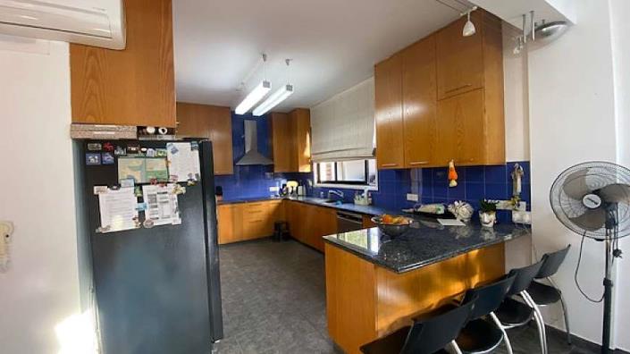 Image No.9-4 Bed Villa for sale