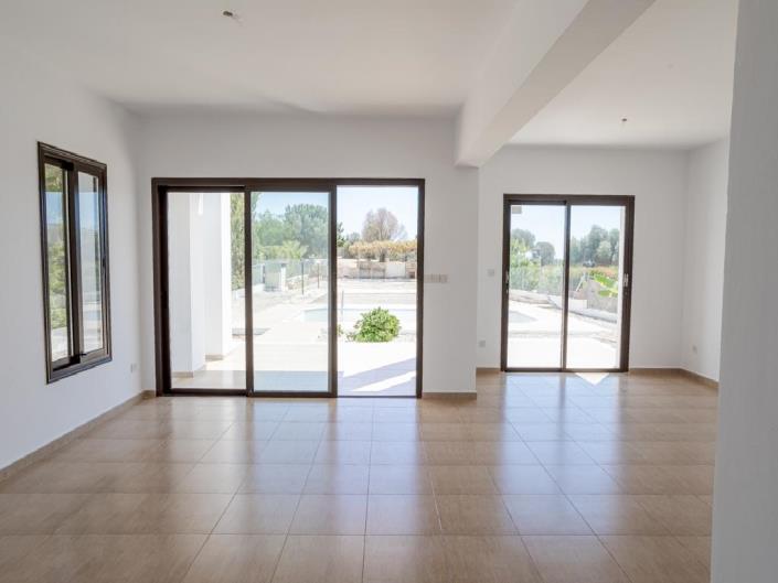 Image No.3-3 Bed Villa for sale