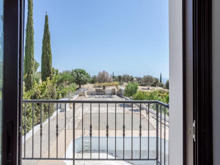 Image No.2-3 Bed Villa for sale