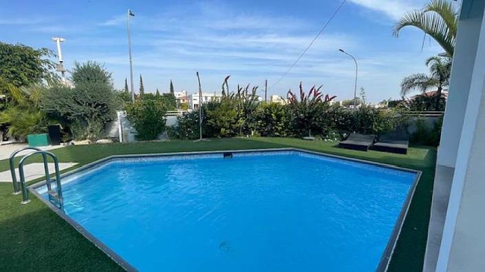 Image No.7-3 Bed Semi-Detached for sale