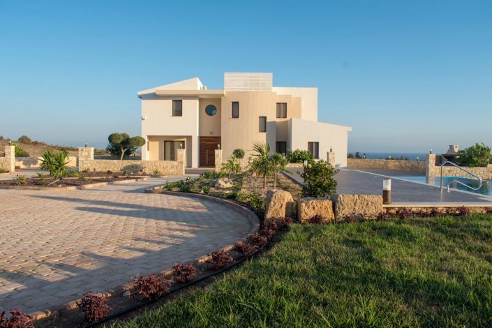 Image No.34-Villa de 4 chambres à vendre à Kouklia