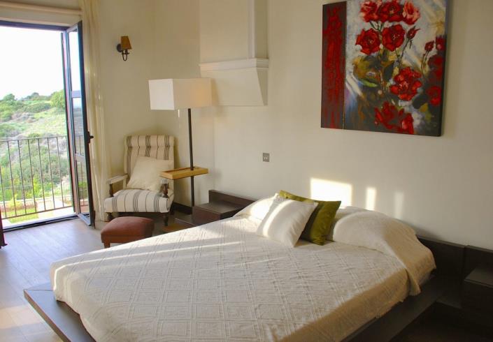 Image No.18-3 Bed Villa for sale