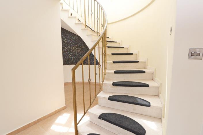 Image No.27-3 Bed Penthouse for sale