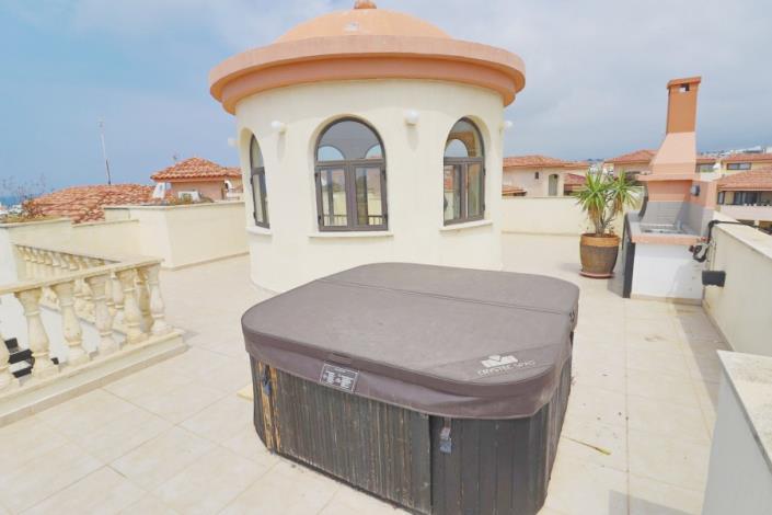 Image No.31-3 Bed Penthouse for sale