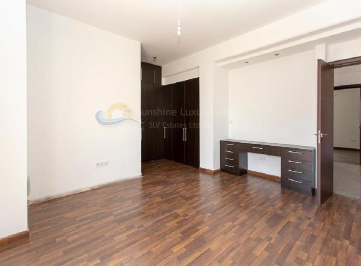 Image No.14-Commercial de 8 chambres à vendre à Limassol