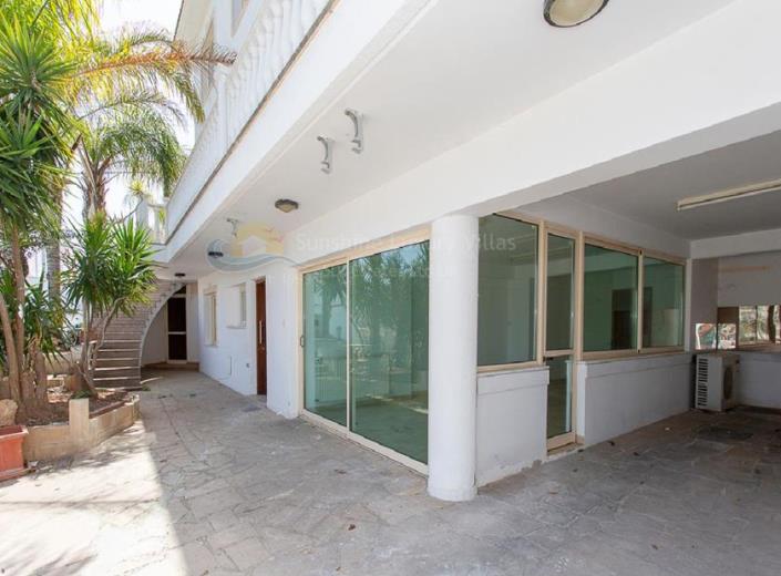 Image No.22-Commercial de 8 chambres à vendre à Limassol