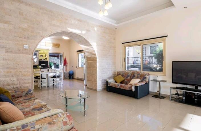 Image No.3-5 Bed Villa for sale