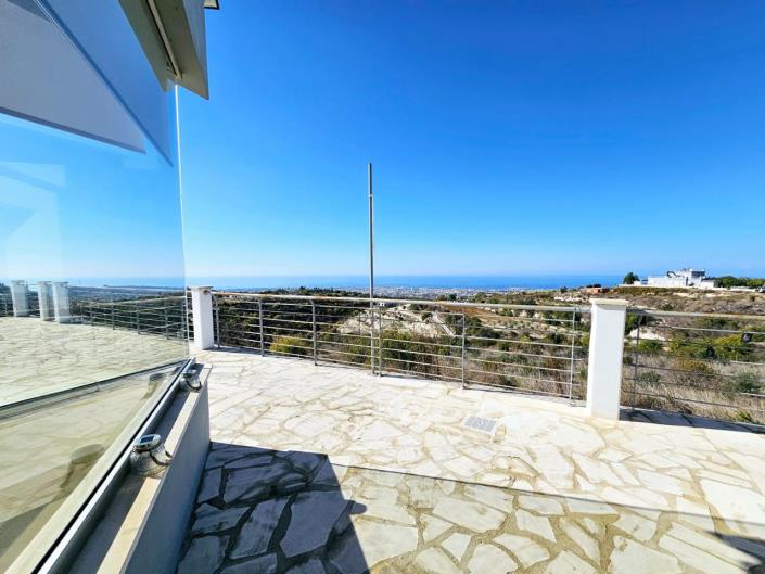 Image No.19-4 Bed Bungalow for sale