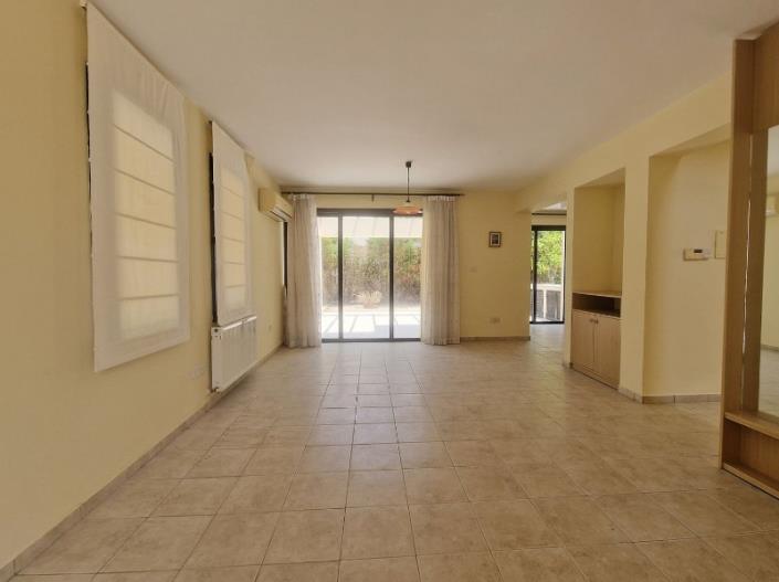 Image No.5-Villa for sale