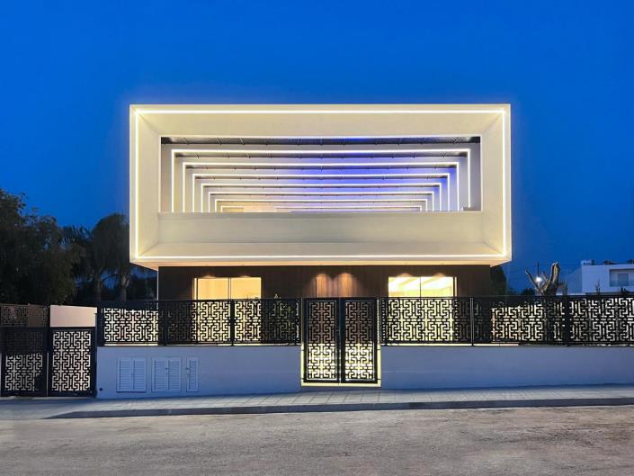 Image No.3-7 Bed Villa for sale