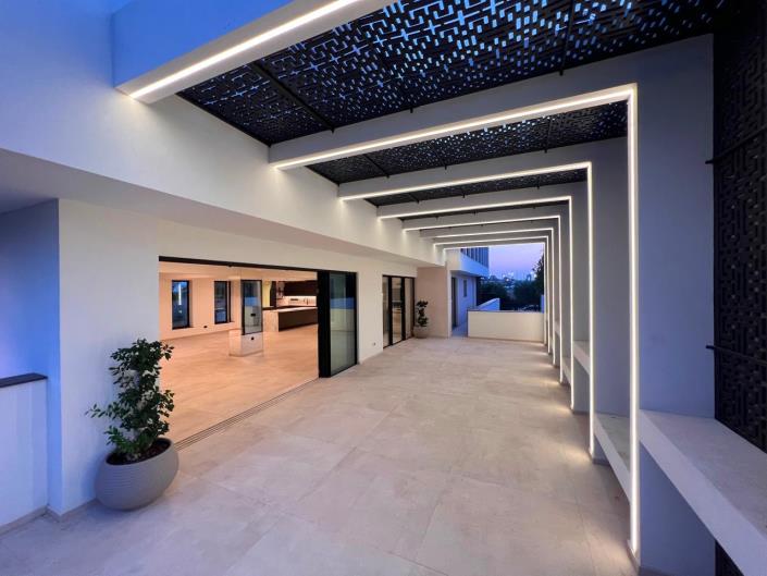 Image No.43-7 Bed Villa for sale