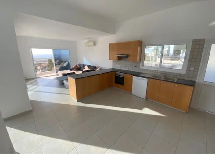 Image No.3-Villa de 4 chambres à vendre à Peyia