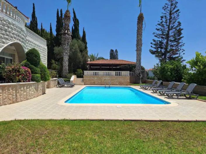 Image No.40-Villa de 4 chambres à vendre à Chlorakas