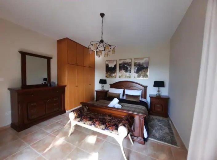 Image No.21-Villa de 4 chambres à vendre à Chlorakas