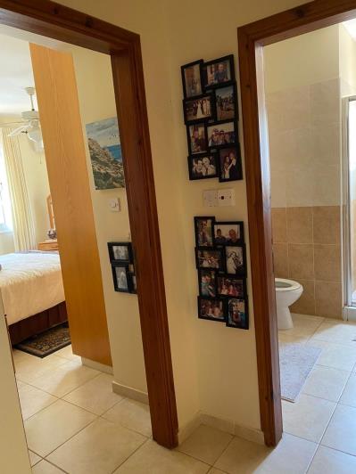 Image No.11-3 Bed Apartment for sale