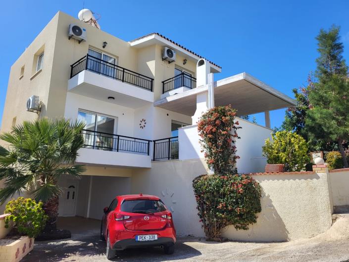 Image No.2-4 Bed Townhouse for sale