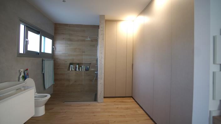 Image No.3-Villa de 4 chambres à vendre à Palodeia