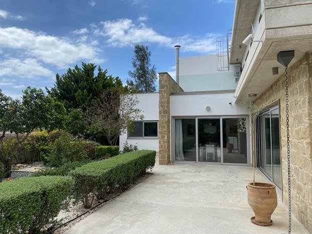 Image No.8-Villa de 5 chambres à vendre à Geroskipou