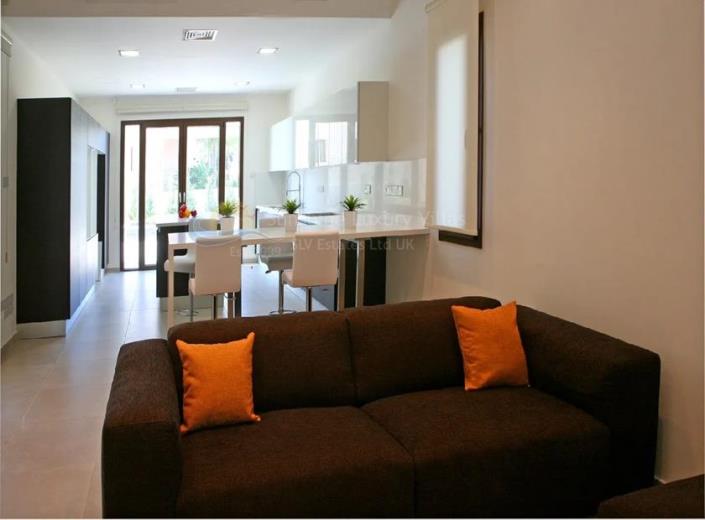 Image No.3-5 Bed Villa for sale