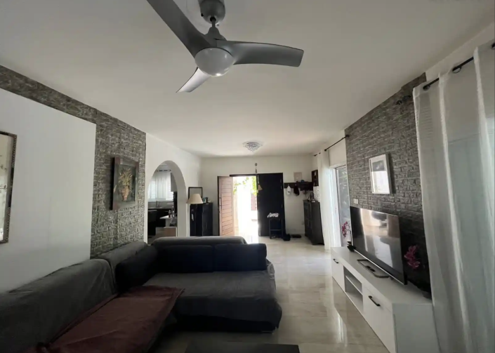 Image No.4-4 Bed Villa for sale