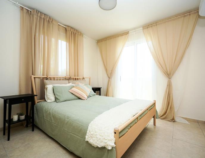 Image No.10-2 Bed Apartment for sale