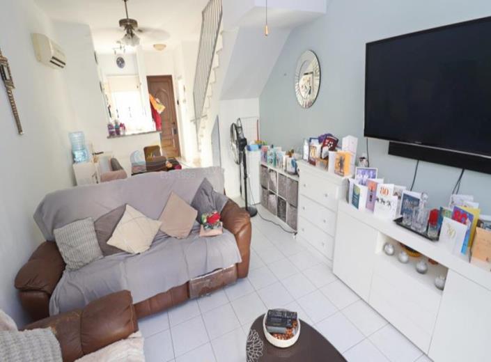 Image No.6-2 Bed Townhouse for sale