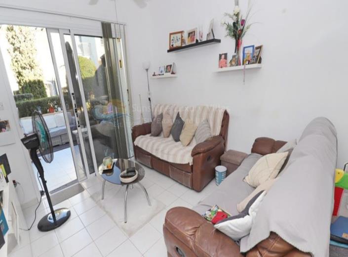 Image No.7-2 Bed Townhouse for sale