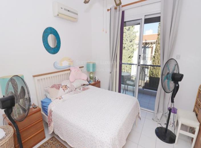 Image No.14-2 Bed Townhouse for sale