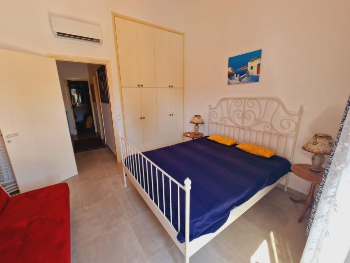 Image No.9-2 Bed Townhouse for sale