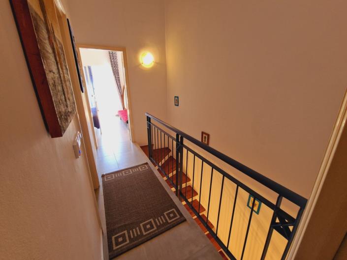 Image No.7-2 Bed Townhouse for sale