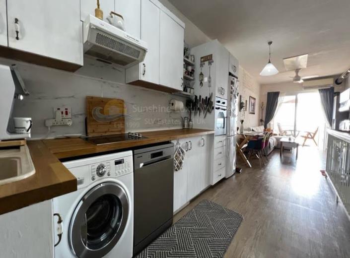 Image No.3-2 Bed Townhouse for sale