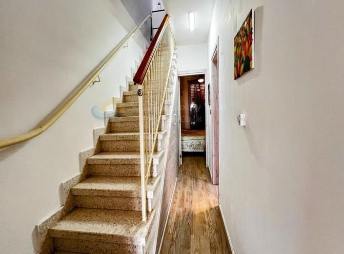 Image No.5-2 Bed Townhouse for sale