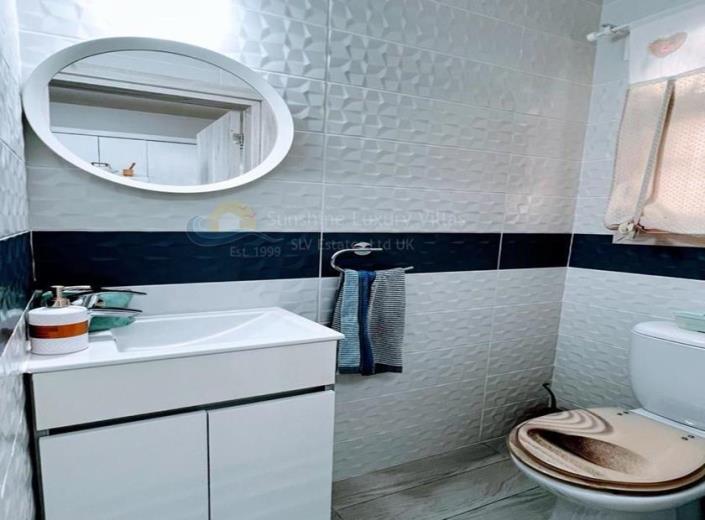 Image No.10-2 Bed Townhouse for sale